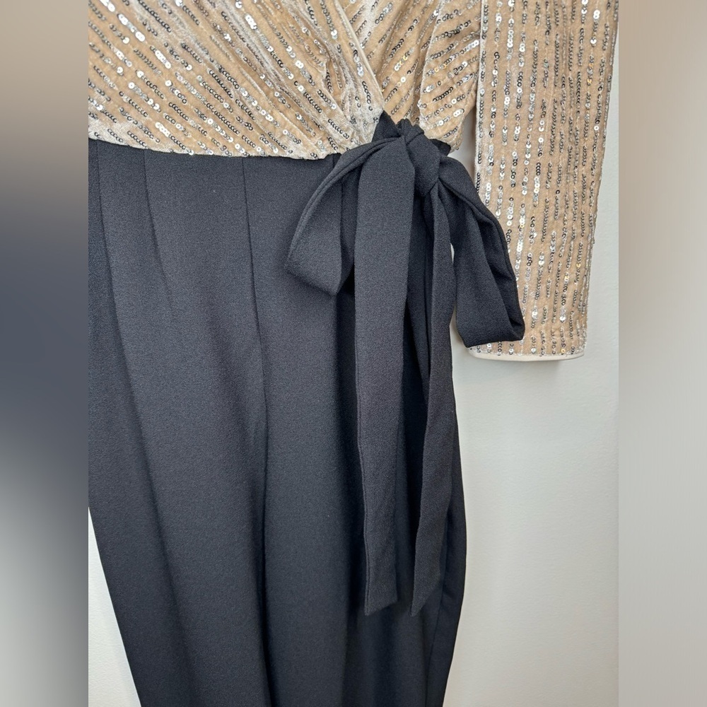 Julia Jordan Women’s Sequined Top Jumpsuit Size 4 - Picture 5 of 9